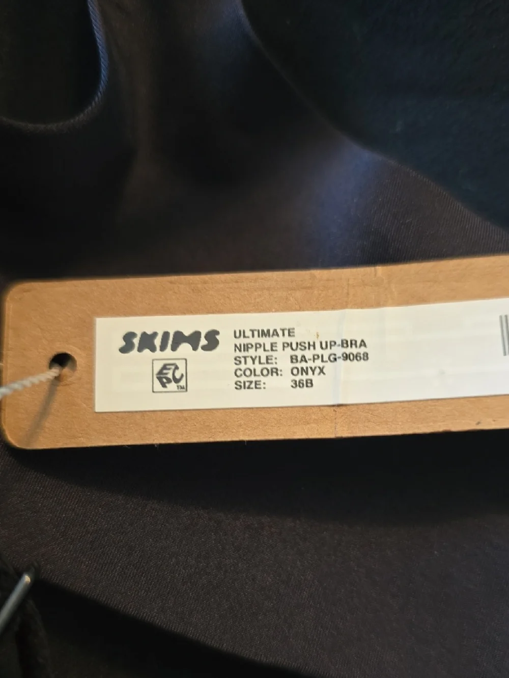 SKIMS Kim Kardashian Women's 36B Ultimate Nipple Push Up Bra New w/ Tags! - Picture 3 of 4